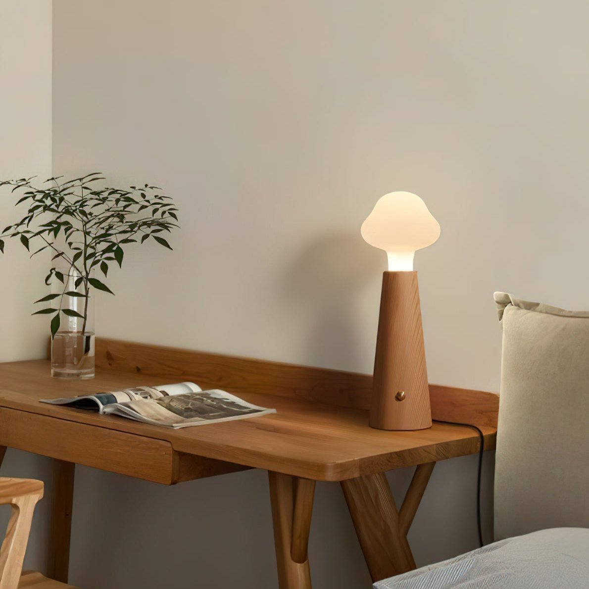 Wolflight table lamp