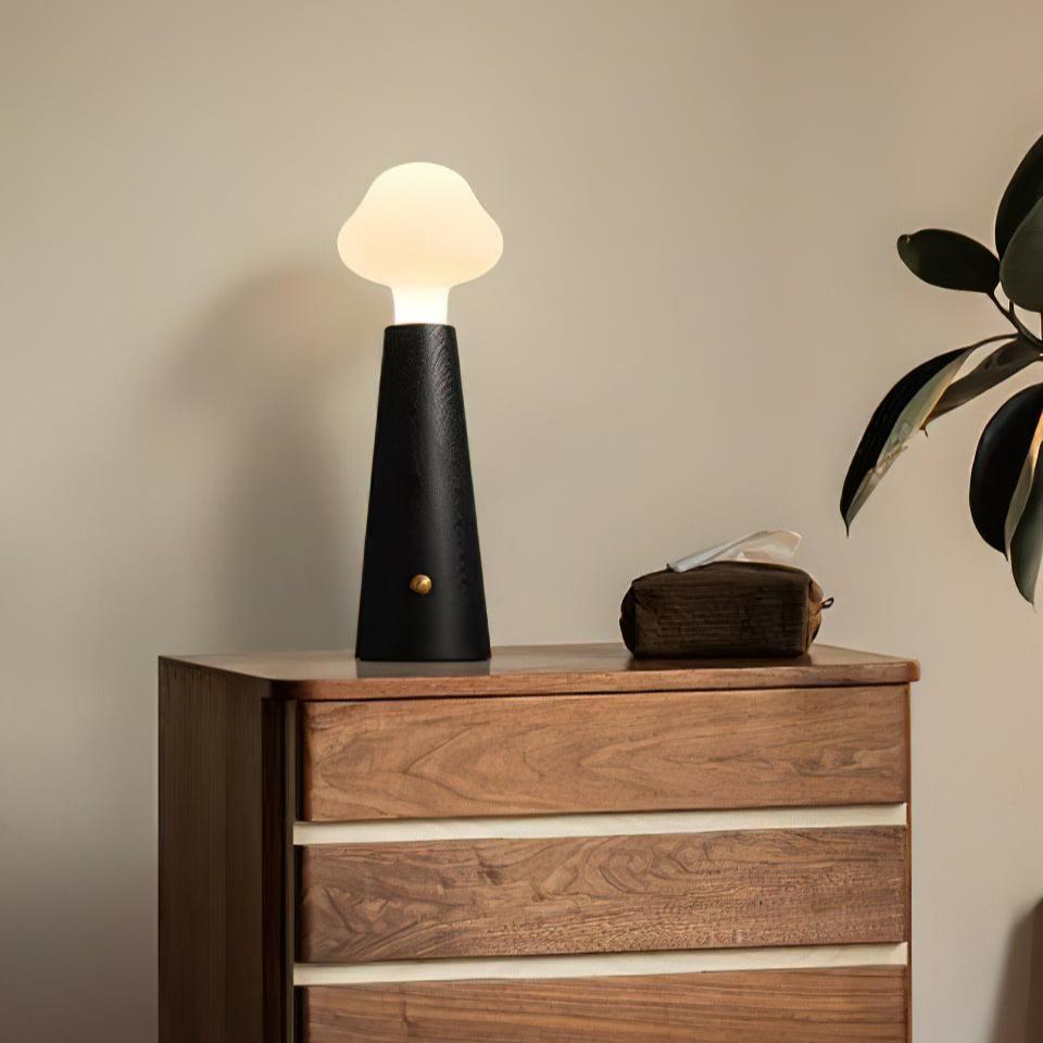 Wolflight table lamp