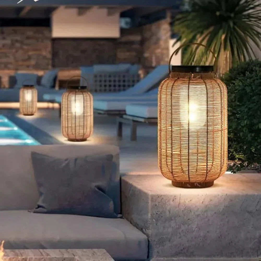 Vagabundierende Eleganz: Boho Solar Stehlampe für den Garten