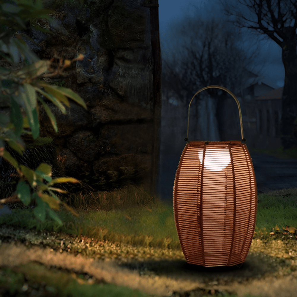 Vagabundierende Eleganz: Boho Solar Stehlampe für den Garten