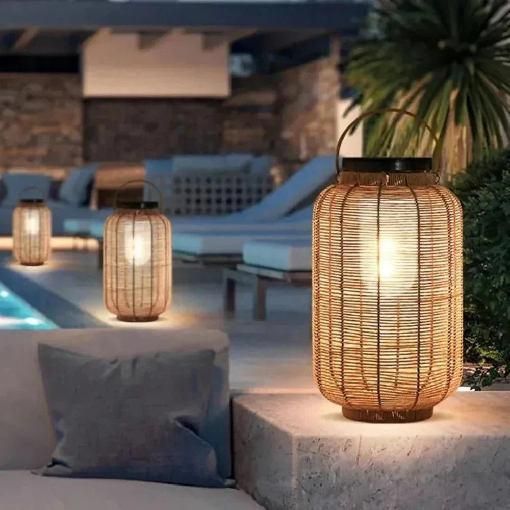 Vagabundierende Eleganz: Boho Solar Stehlampe für den Garten