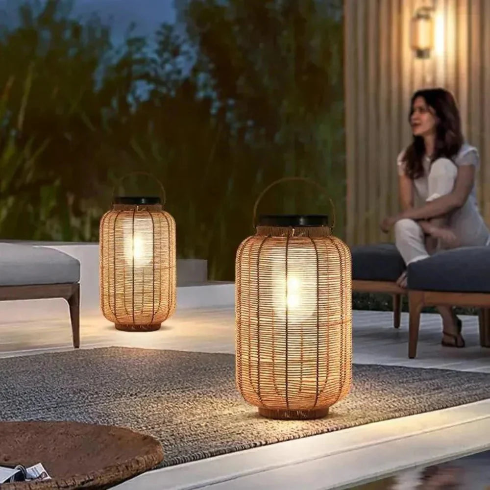 Vagabundierende Eleganz: Boho Solar Stehlampe für den Garten