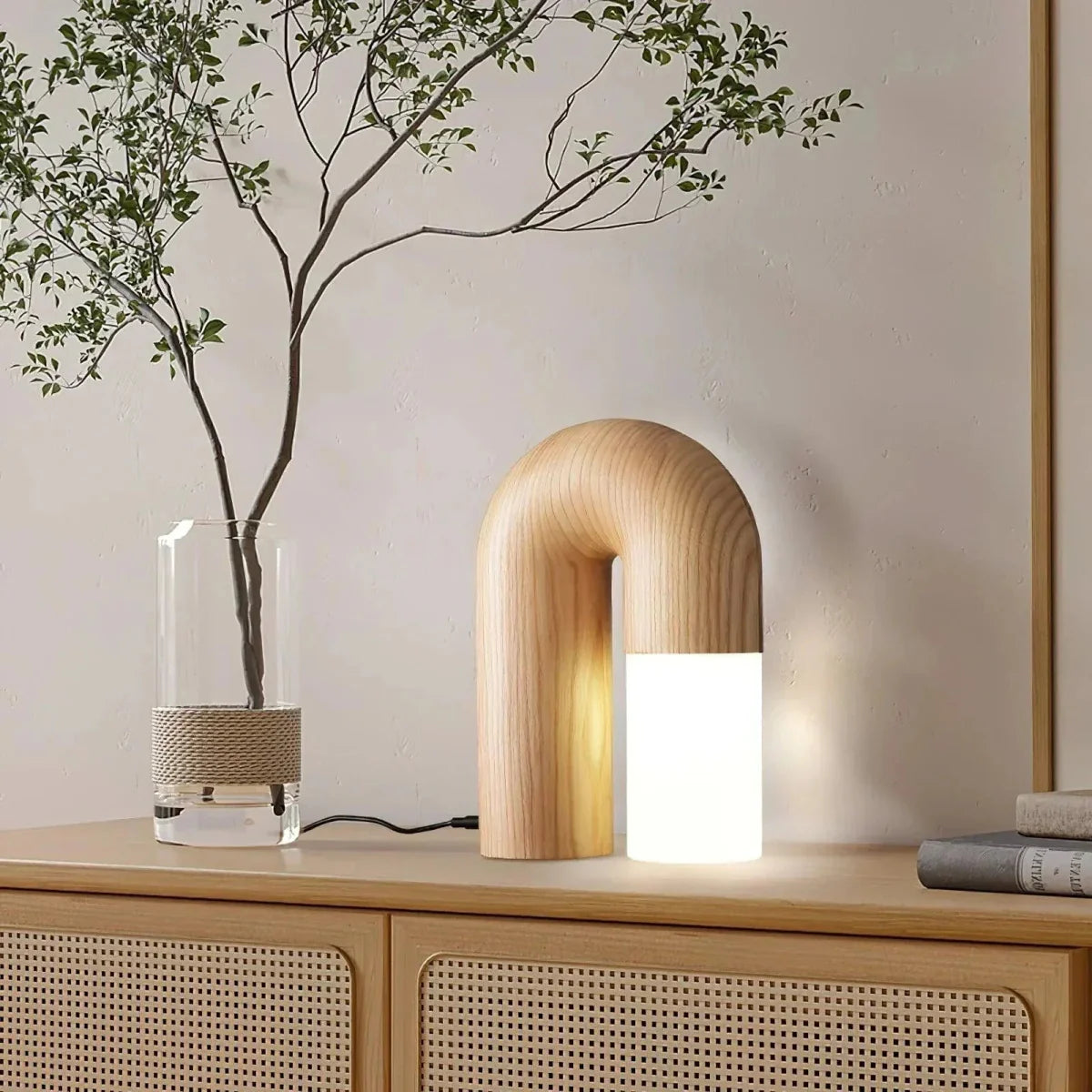 Diapolo Table Lamp Elegance