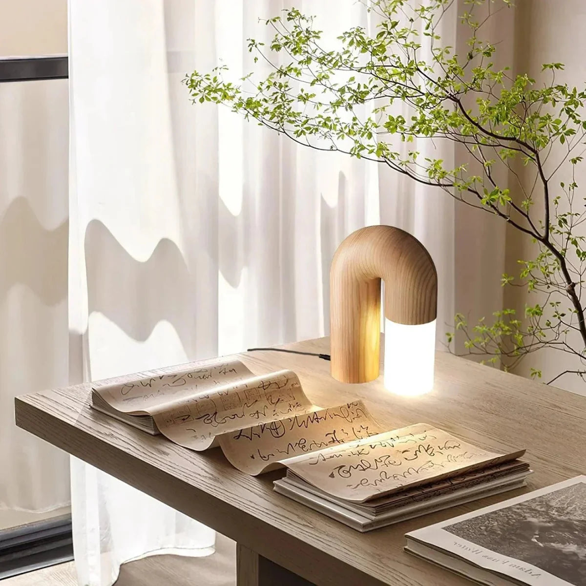 Diapolo Table Lamp Elegance