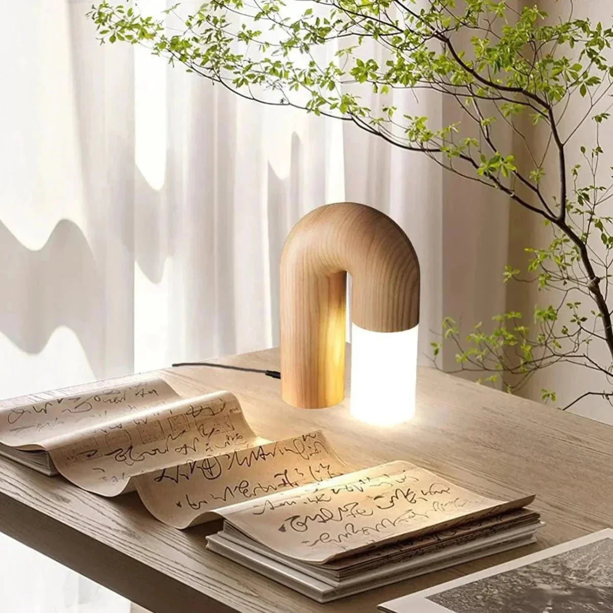 Diapolo Table Lamp Elegance