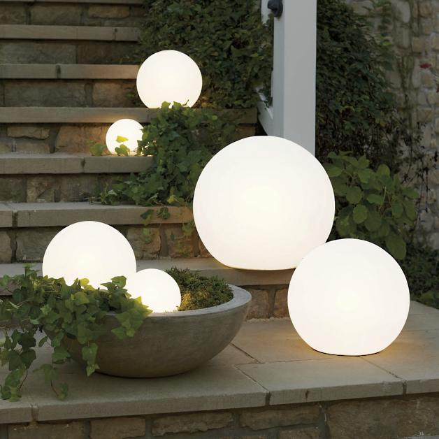 Moderne LED Designlampe - Vielseitige Farbwahl mit Fernbedienung