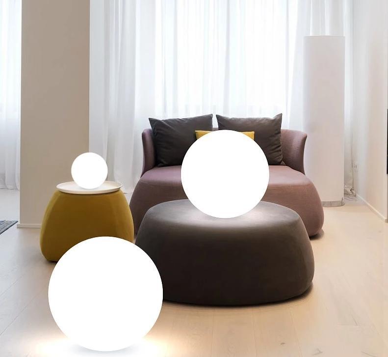 Moderne LED Designlampe - Vielseitige Farbwahl mit Fernbedienung