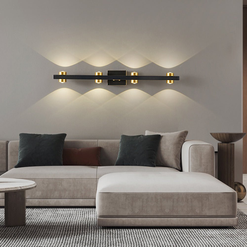 Freja - Moderne LED-Wandleuchte, Schwarz/Gold, Metall, Ideal für Badezimmer