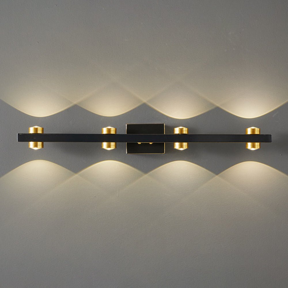 Freja - Moderne LED-Wandleuchte, Schwarz/Gold, Metall, Ideal für Badezimmer