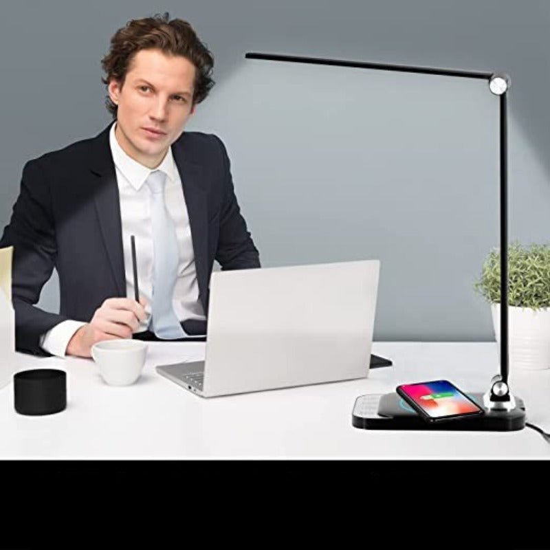 LED Schreibtischlampe mit USB-Ladeanschluss und dimmbarer Funktion - Perfekt für Büro und Studium