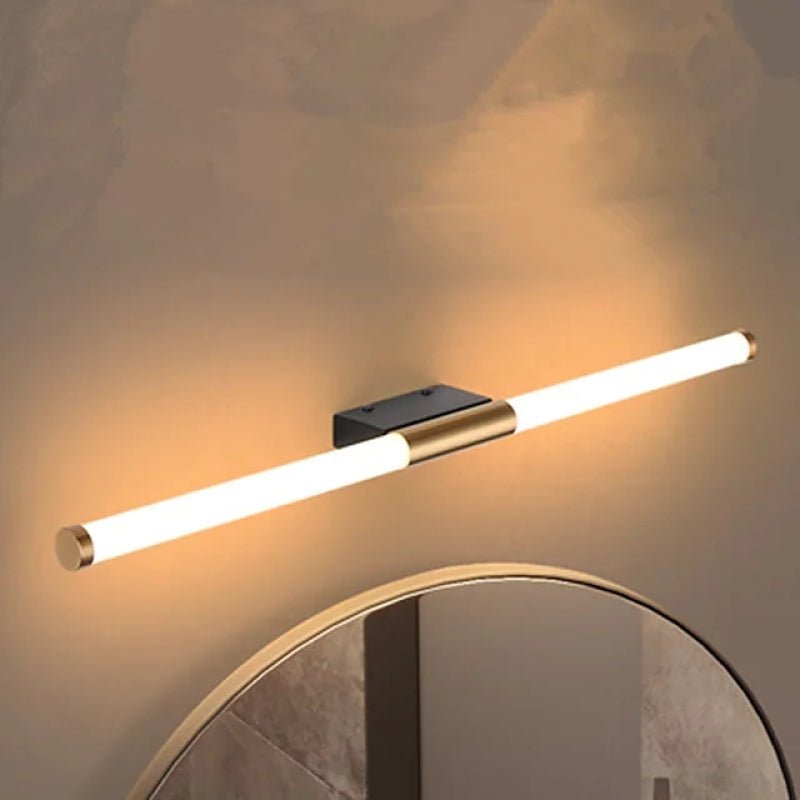 Moderne LED-Wandlampe Leigh in Weiß-Gold für Schlafzimmer