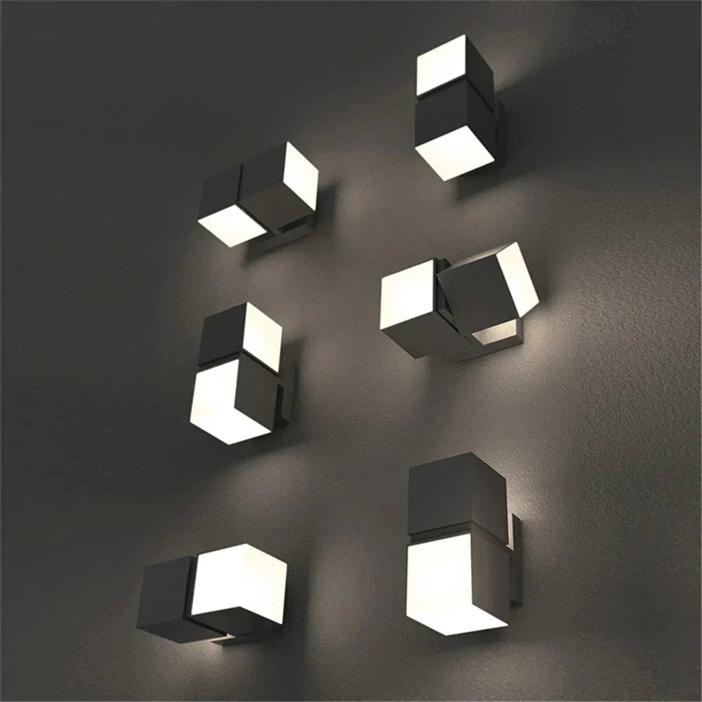 Moderne LED-Außenwandlampe LightGuard