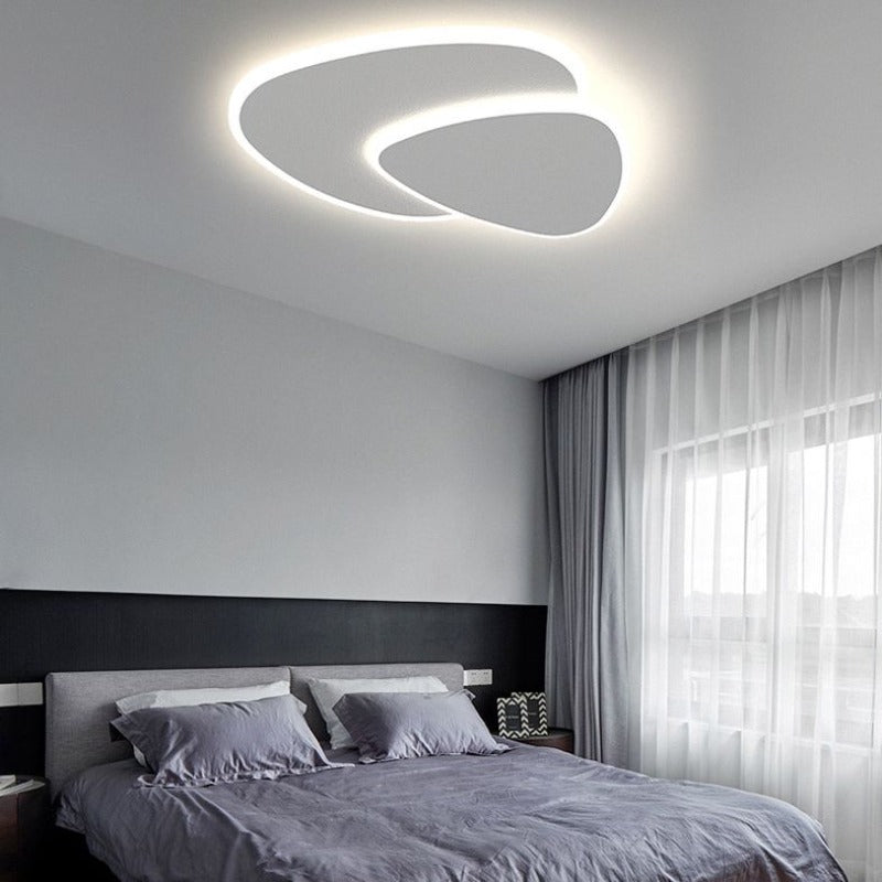 LunaGlow - Zeitgemäße LED-Deckenleuchte aus Metall und Acryl in Weiß für das Schlafzimmer