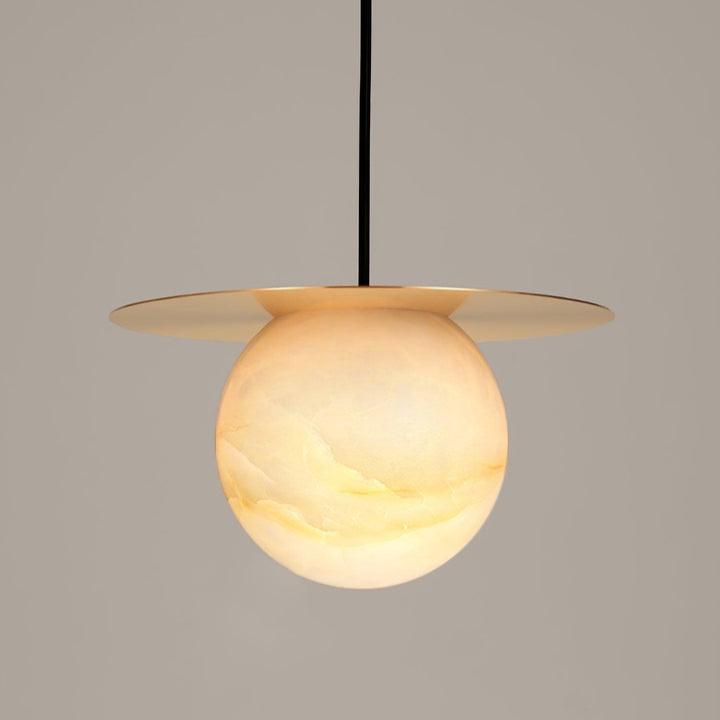 Sphärische Lampe aus Messing und Alabaster