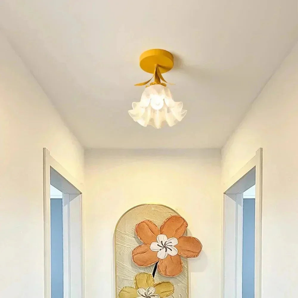 Art Deco Flower Hanging Lamp - Stilvolles Licht mit Vintage-Charme