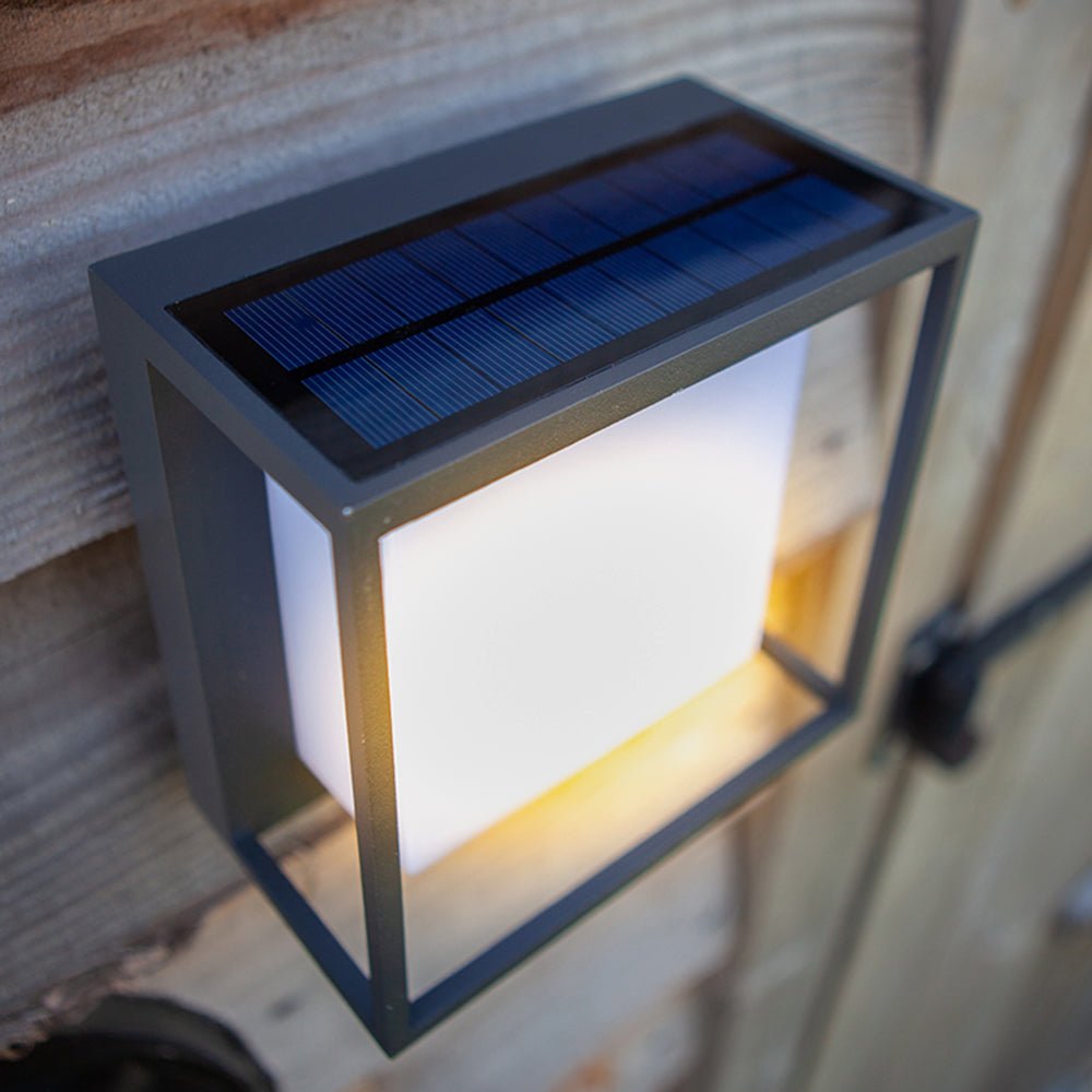 Moderne Rechteckige Acryl Solar-LED-Außenwandlampe mit Sensor