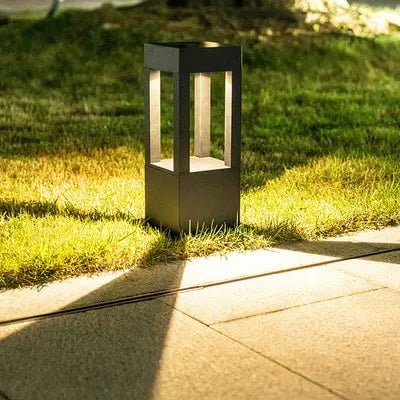 Nimbus Light | Solar garden lamp