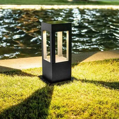 Nimbus Light | Solar garden lamp