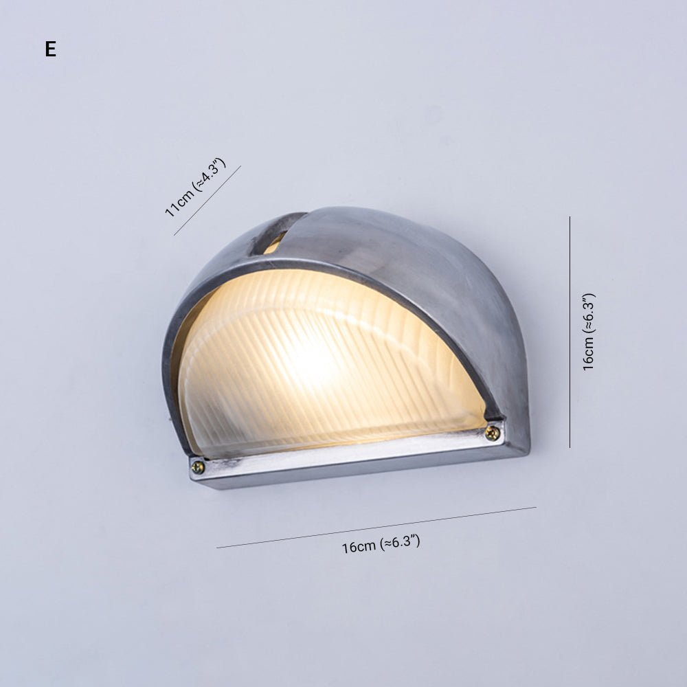 Moderne Geometrische Außenwandleuchte aus Metall und Glas