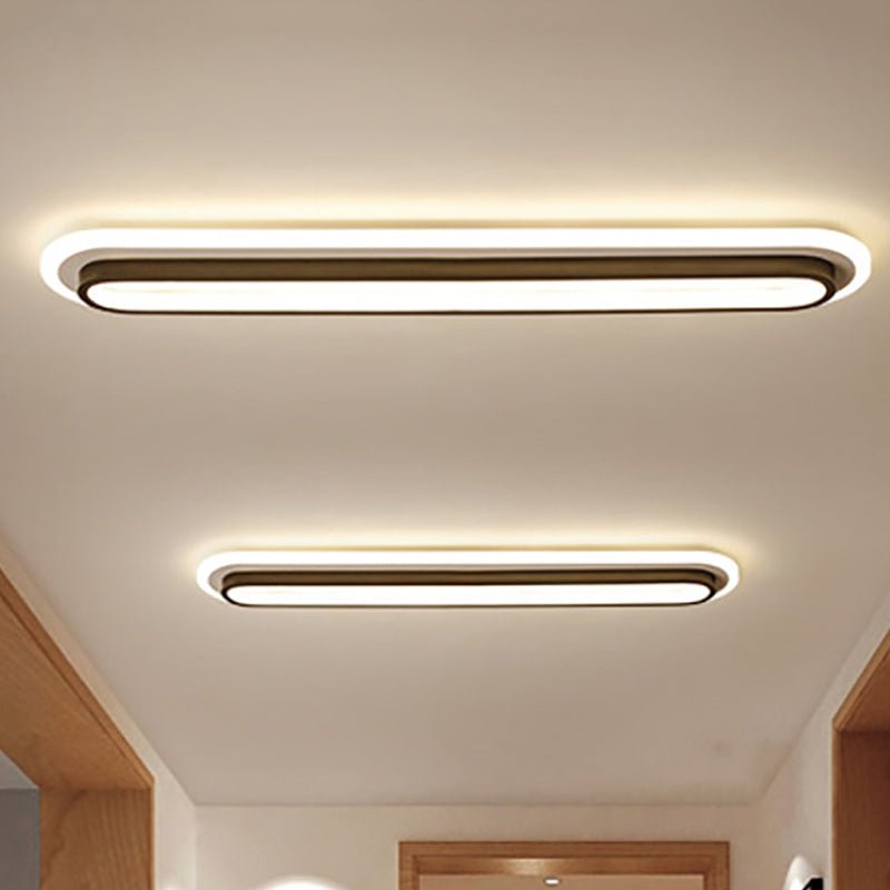 Elegante Ovale LED-Deckenleuchte in Schwarz oder Weiß mit Acryl-Diffusor