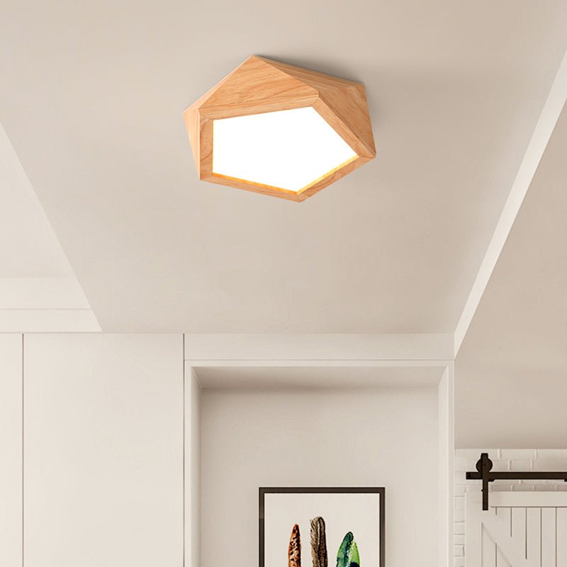 Moderne Holz-Deckenleuchte PentagonLED mit LED-Beleuchtung für Flure
