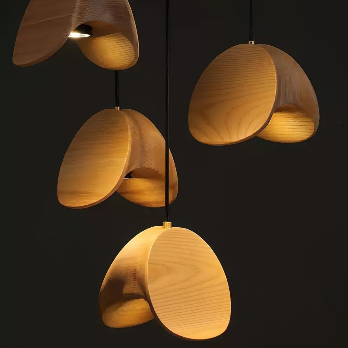 Elegant pendant light for a luxurious ambiance