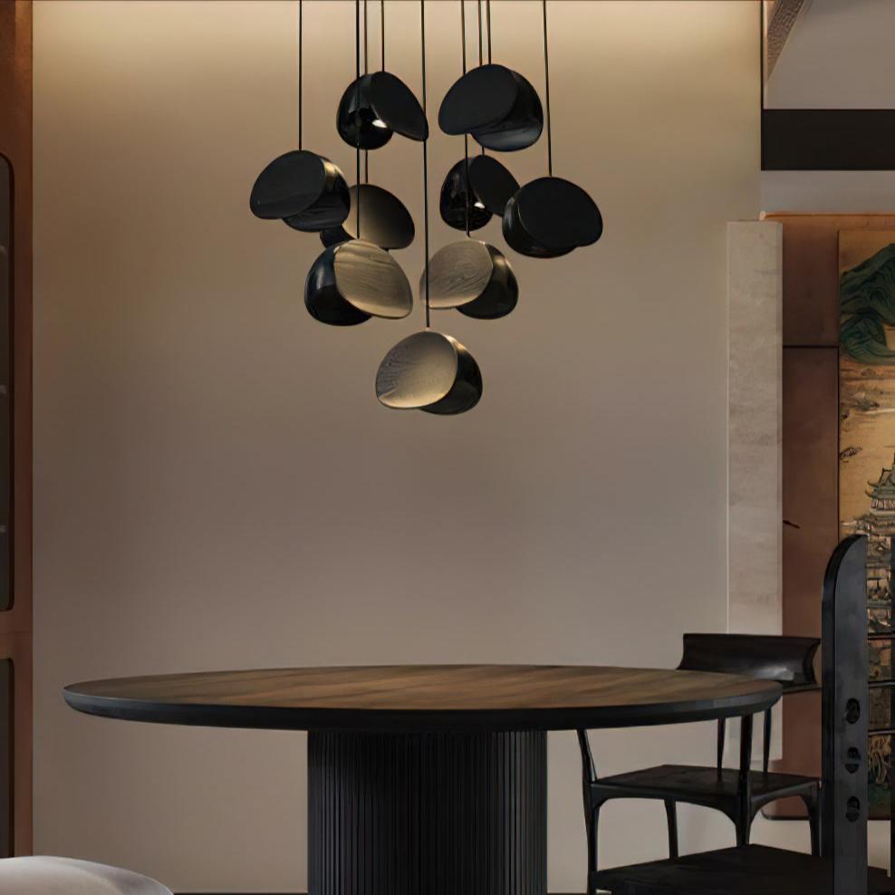 Elegant pendant light for a luxurious ambiance