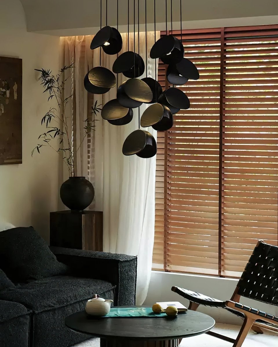 Elegant pendant light for a luxurious ambiance