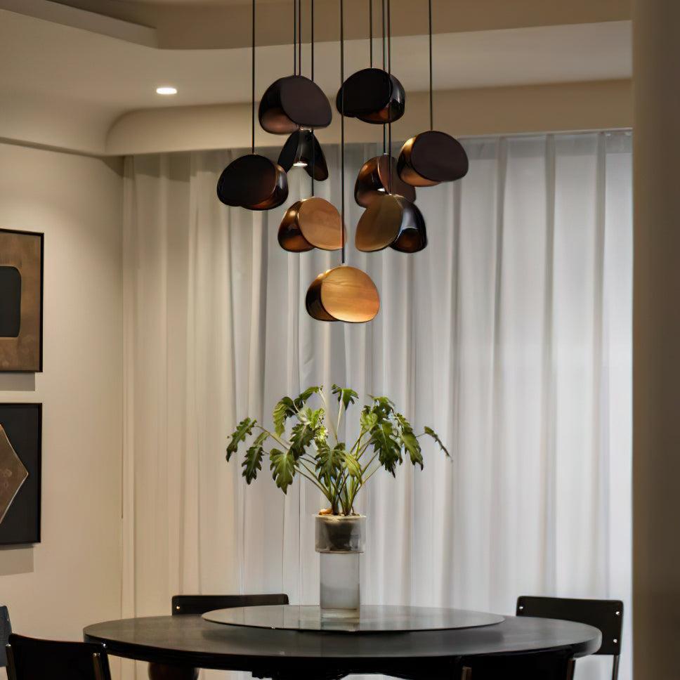 Elegant pendant light for a luxurious ambiance